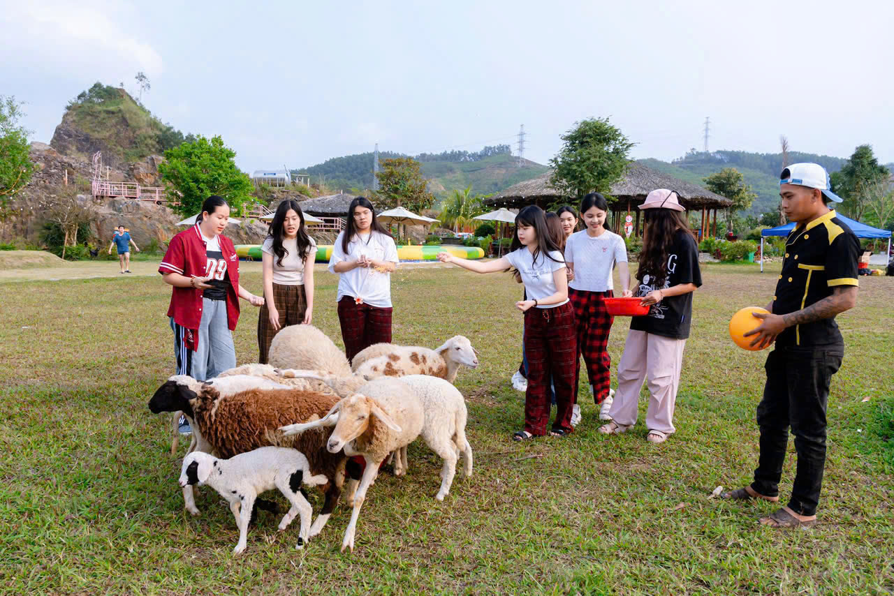 Trải nghiệm Lưu Trú 2 ngày - 1 đêm